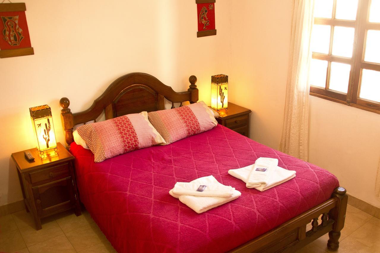 Iruya Hostal Tacacho Esterno foto