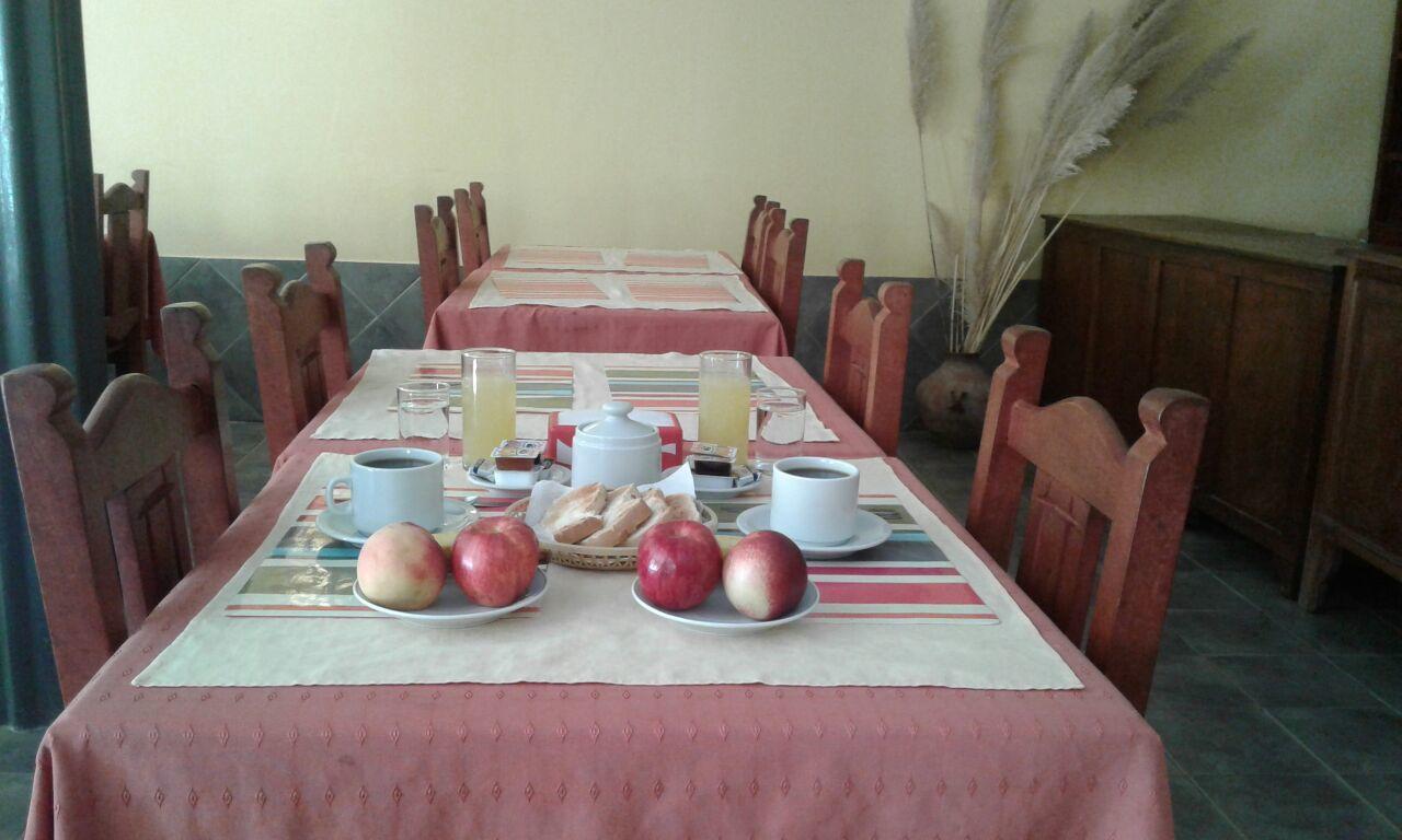 Iruya Hostal Tacacho Esterno foto